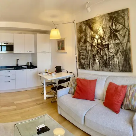 Casa vacanze Comfortable 1-bedroom Near Monaco Roccabruna